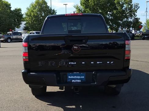 Used 2023 Nissan Frontier PRO-4X w/ Tow Package AWD/4WD image 7
