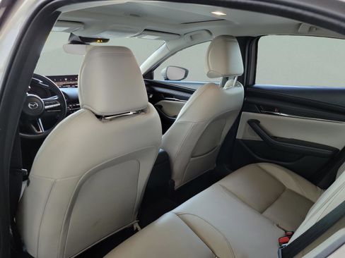 Used 2023 MAZDA MAZDA3 s image 22