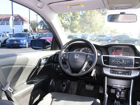 Used 2015 Honda Accord Sport image 21