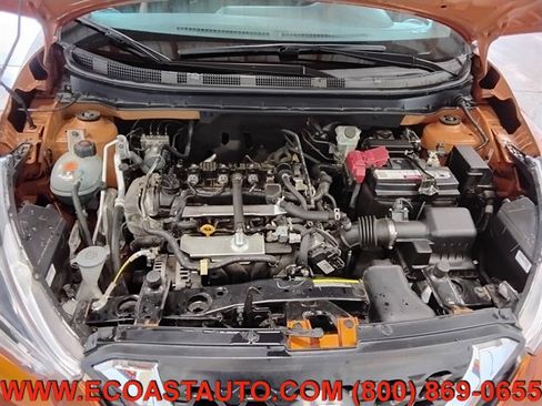 Used 2020 Nissan Kicks SV image 9