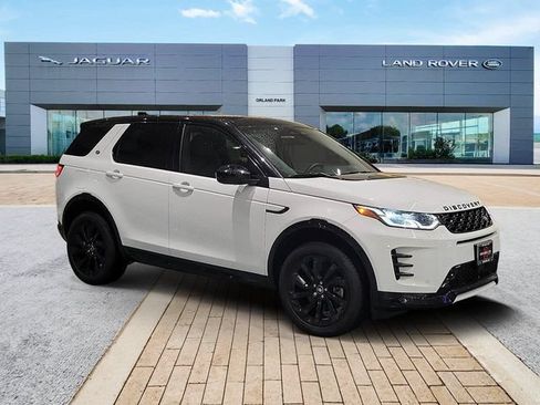 Certified 2025 Land Rover Discovery Sport Dynamic SE AWD/4WD image 3