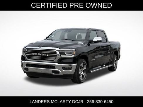 Used 2023 RAM 1500 Laramie AWD/4WD image 4