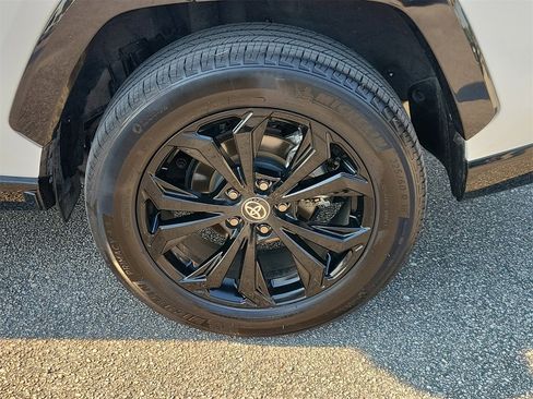 Used 2024 Toyota RAV4 XSE image 5