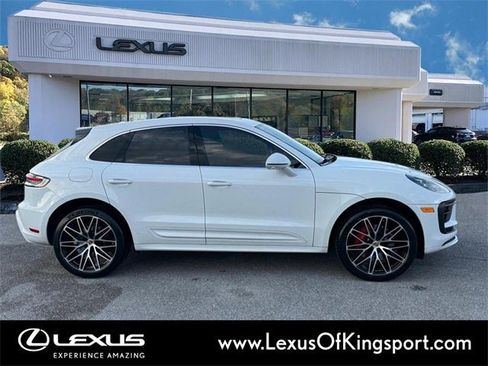 Used 2024 Porsche Macan S image 6