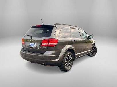 Used 2018 Dodge Journey SE w/ Blacktop Package