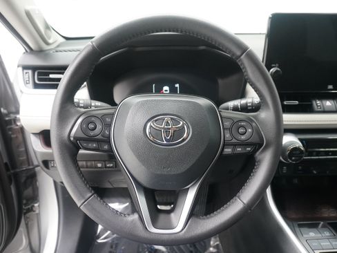 Used 2023 Toyota RAV4 Limited FWD image 19