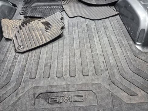 Used 2023 GMC Sierra 1500 Elevation image 6