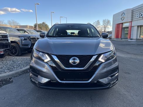 Certified 2022 Nissan Rogue Sport SV image 5