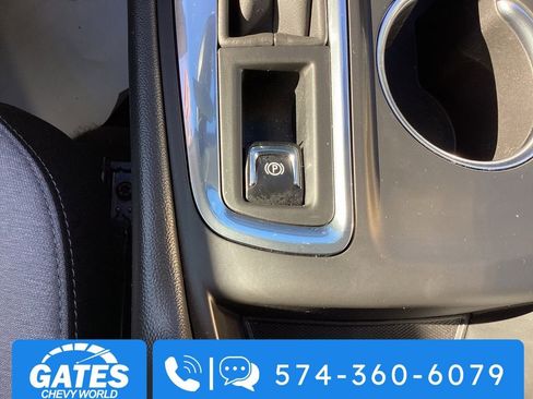 Used 2024 Chevrolet Equinox LS w/ LS Convenience Package image 30