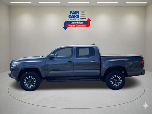 Used 2023 Toyota Tacoma SR RWD image 9
