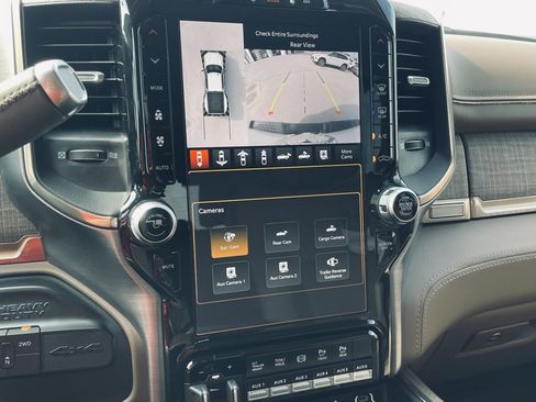 Used 2023 RAM 3500 Limited image 15