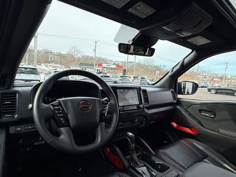 Used 2024 Nissan Frontier PRO-4X w/ Pro Premium Package AWD/4WD image 25