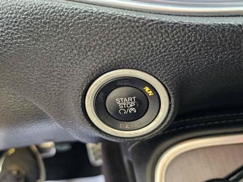 Used 2016 Dodge Challenger R/T RWD image 20
