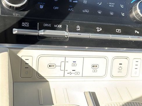 Used 2025 Hyundai Santa Fe Calligraphy FWD image 40