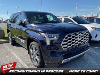 Used 2024 Toyota Sequoia Capstone AWD/4WD video 1