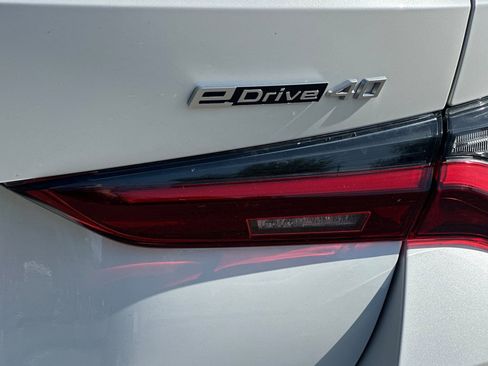 Used 2023 BMW i4 eDrive40 w/ M Sport Package RWD image 37