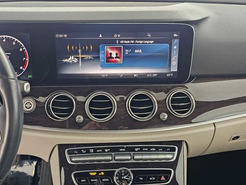 Used 2020 Mercedes-Benz E 350 Sedan image 25