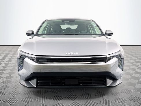 Used 2025 Kia K4 FWD image 2