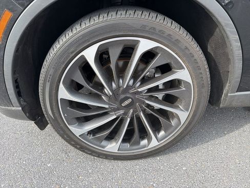 Certified 2023 Lincoln Aviator Reserve w/ Equipment Group 201A image 13