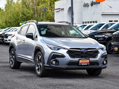 Used 2024 Subaru Crosstrek 2.5i Limited AWD/4WD image 1