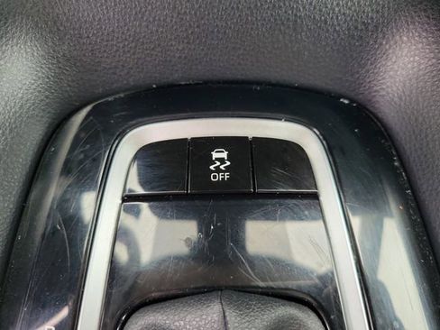 Used 2024 Toyota Corolla LE FWD image 25