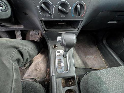 Used 2005 Toyota Corolla CE FWD image 37