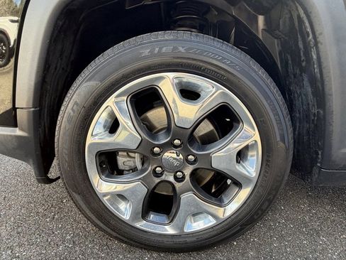 Used 2018 Jeep Compass Limited w/ Navigation Group image 27