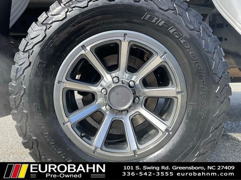 Used 2017 Ford F150 XLT w/ Equipment Group 302A Luxury AWD/4WD image 32