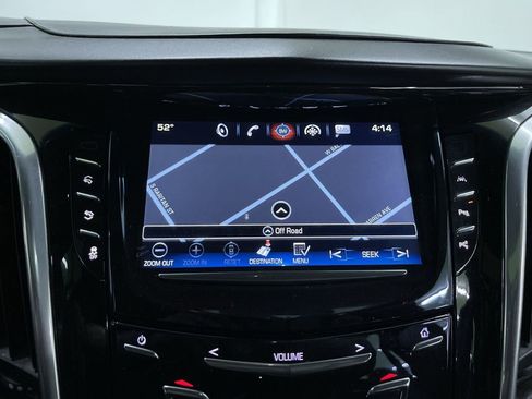 Used 2020 Cadillac Escalade Platinum image 22