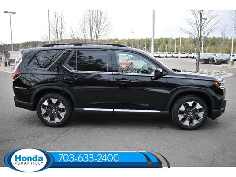 New 2026 Honda Pilot Elite image 8