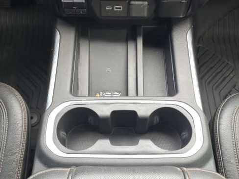 Used 2020 GMC Sierra 1500 AT4 w/ AT4 Premium Package AWD/4WD image 43
