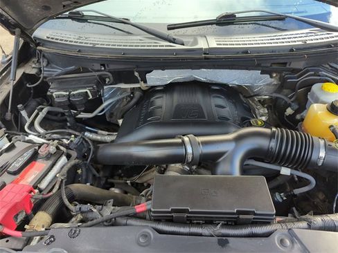 Used 2014 Ford F150 Lariat w/ Equipment Group 502A Luxury image 4