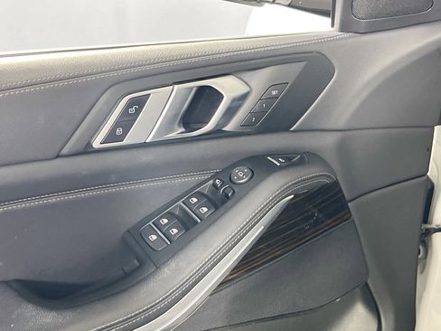 Used 2020 BMW X5 xDrive40i w/ Convenience Package image 18