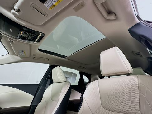 New 2026 Lexus RX 350 image 23