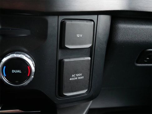 Certified 2023 Ford F450 Lariat w/ Chrome Package image 26