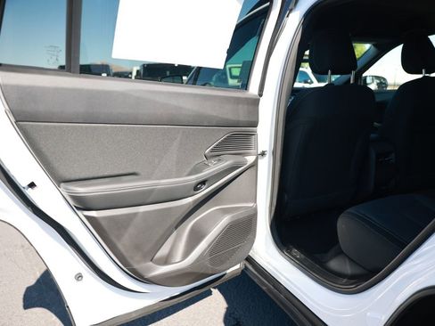 New 2026 Jeep Cherokee Laredo image 31