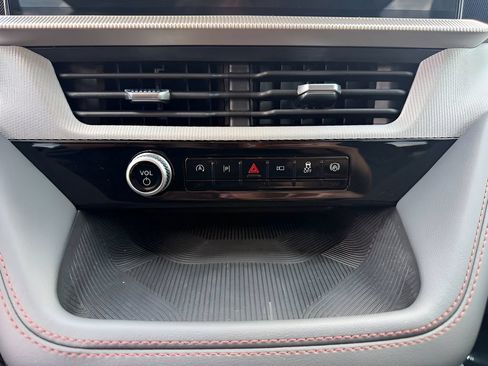 Certified 2026 Ford Explorer Active w/ Active Comfort Package RWD image 15