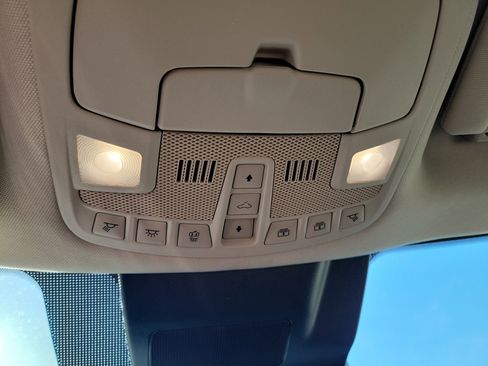 Used 2018 Ford Expedition Platinum image 36