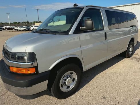 Used 2023 Chevrolet Express 2500 LS w/ Driver Convenience Package image 4