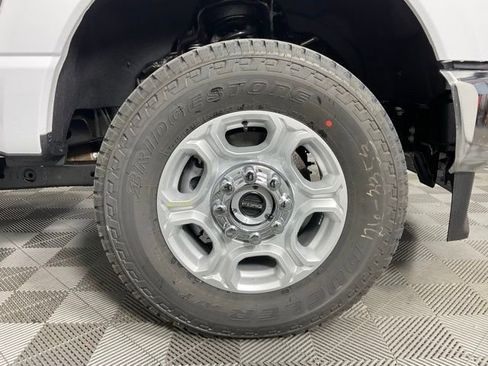 New 2026 Ford F250 XLT w/ XLT Premium Package image 10