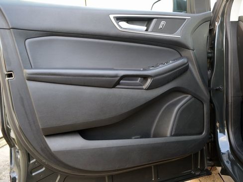 Used 2023 Ford Edge SEL image 28