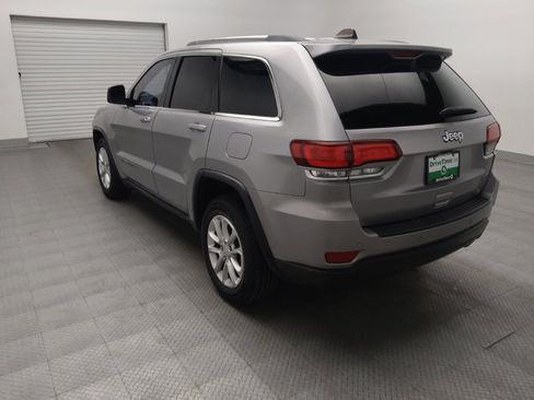 Used 2021 Jeep Grand Cherokee Laredo w/ Security & Convenience Group RWD image 5
