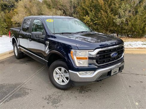Used 2022 Ford F150 XLT image 1