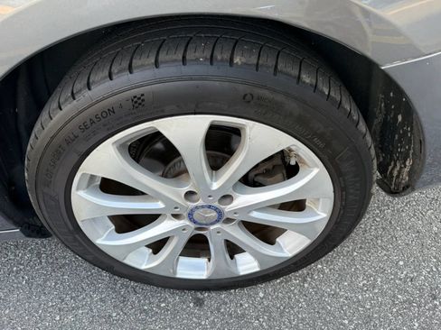 Used 2017 Mercedes-Benz E 300 image 11