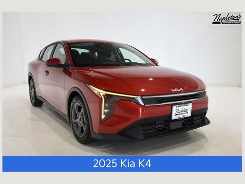 New 2025 Kia K4 LXS image 1