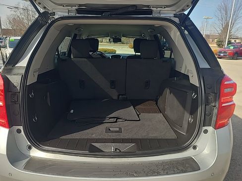 Used 2017 Chevrolet Equinox LT w/ Convenience Package image 18