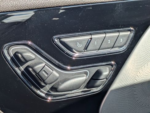 Used 2020 Lincoln Aviator Reserve w/ Equipment Group 202A image 24