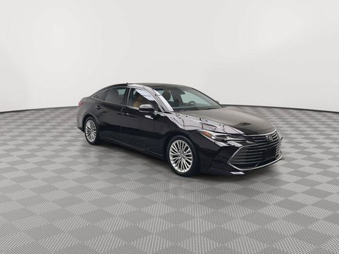 Used 2020 Toyota Avalon Limited w/ Advanced Safety Package FWD image 33