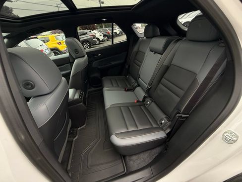 Certified 2024 Honda Prologue Elite image 16