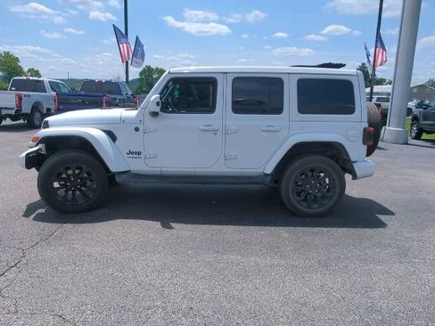 Used 2021 Jeep Wrangler Unlimited Sahara AWD/4WD image 29